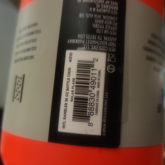YETI Rambler 36 oz Bright Orange Bottle - Picture 2 of 2